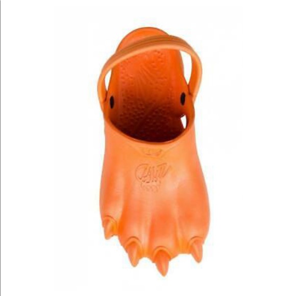Clawz Clogs - Picture 3 of 3